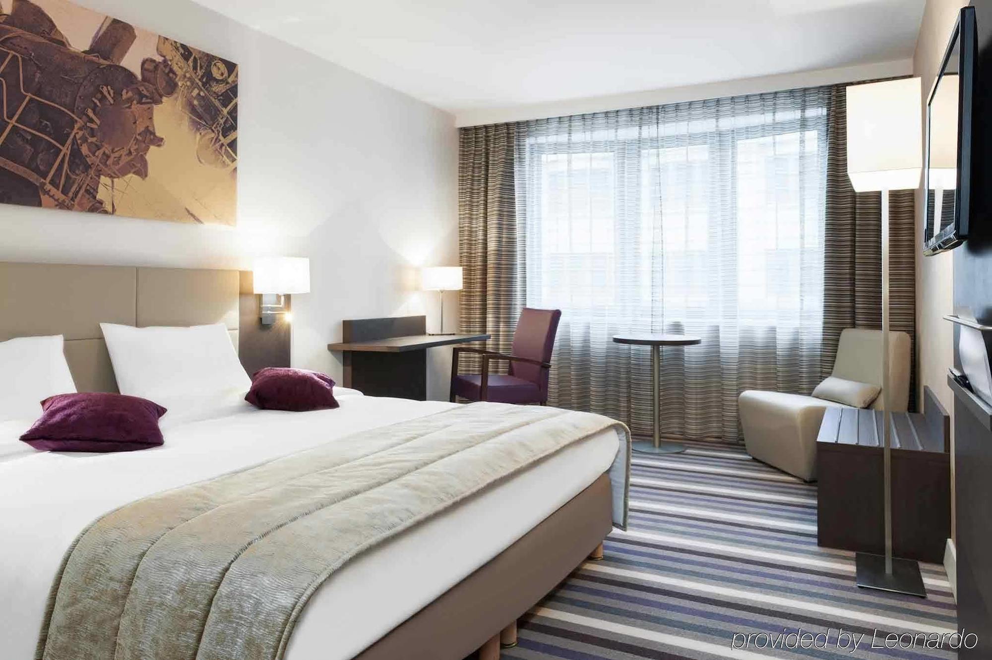 Mercure Brussels Centre Midi 4*